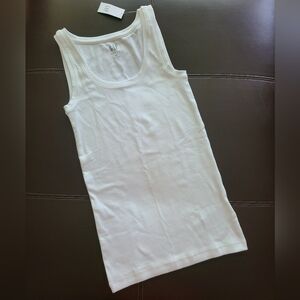 Gap Tank Top